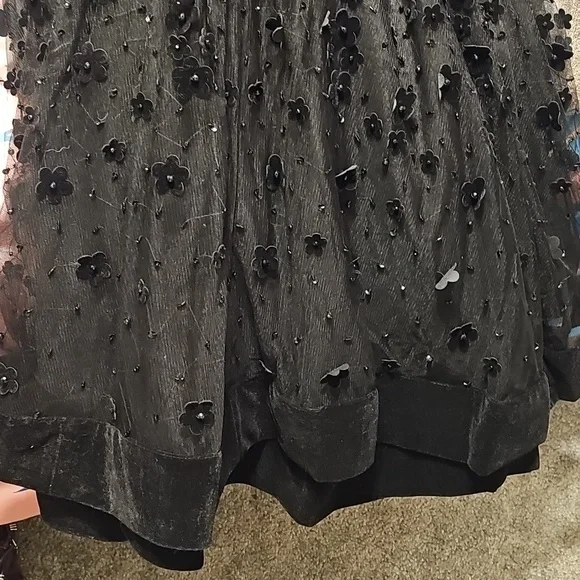 Mac Duggal Black Flower Applique Fit & Flare Dress - Picture 9 of 12